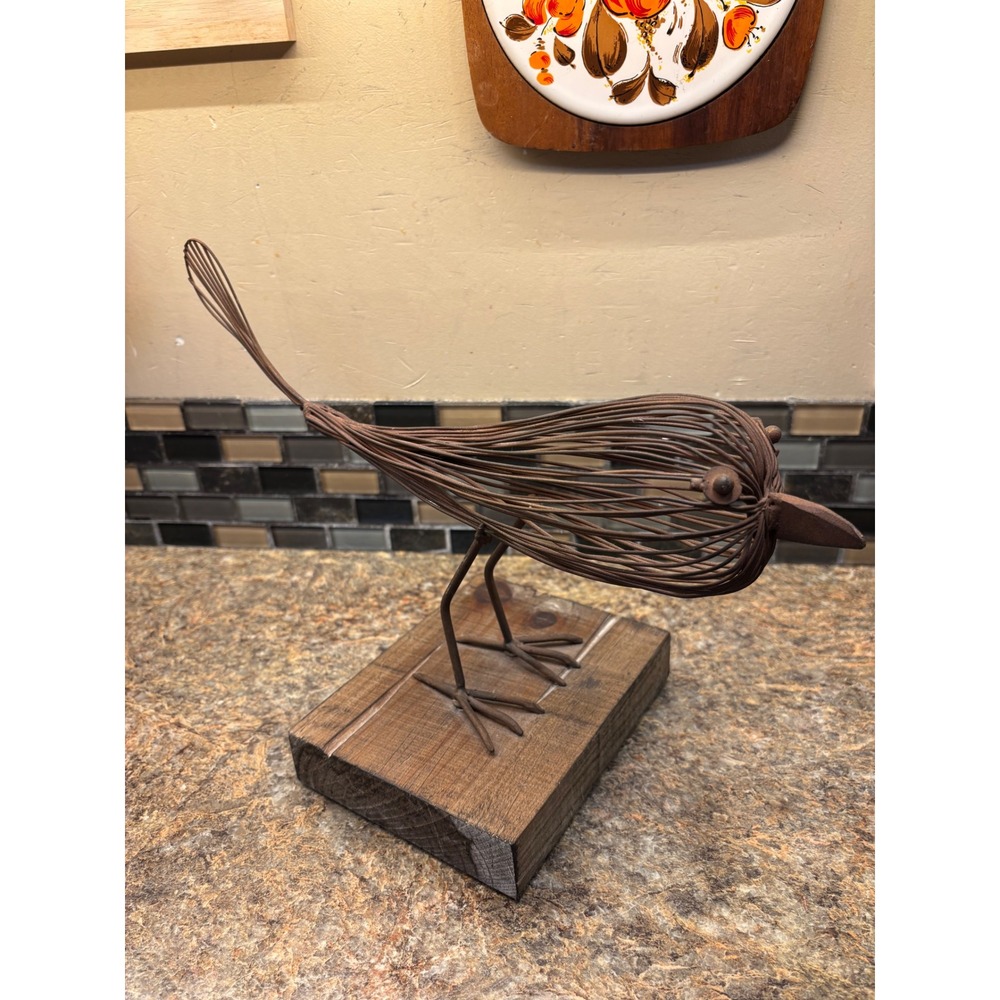 Cyan Design Wire Bird Sculpture on Black Wood Base Iron Metal Art Figurine